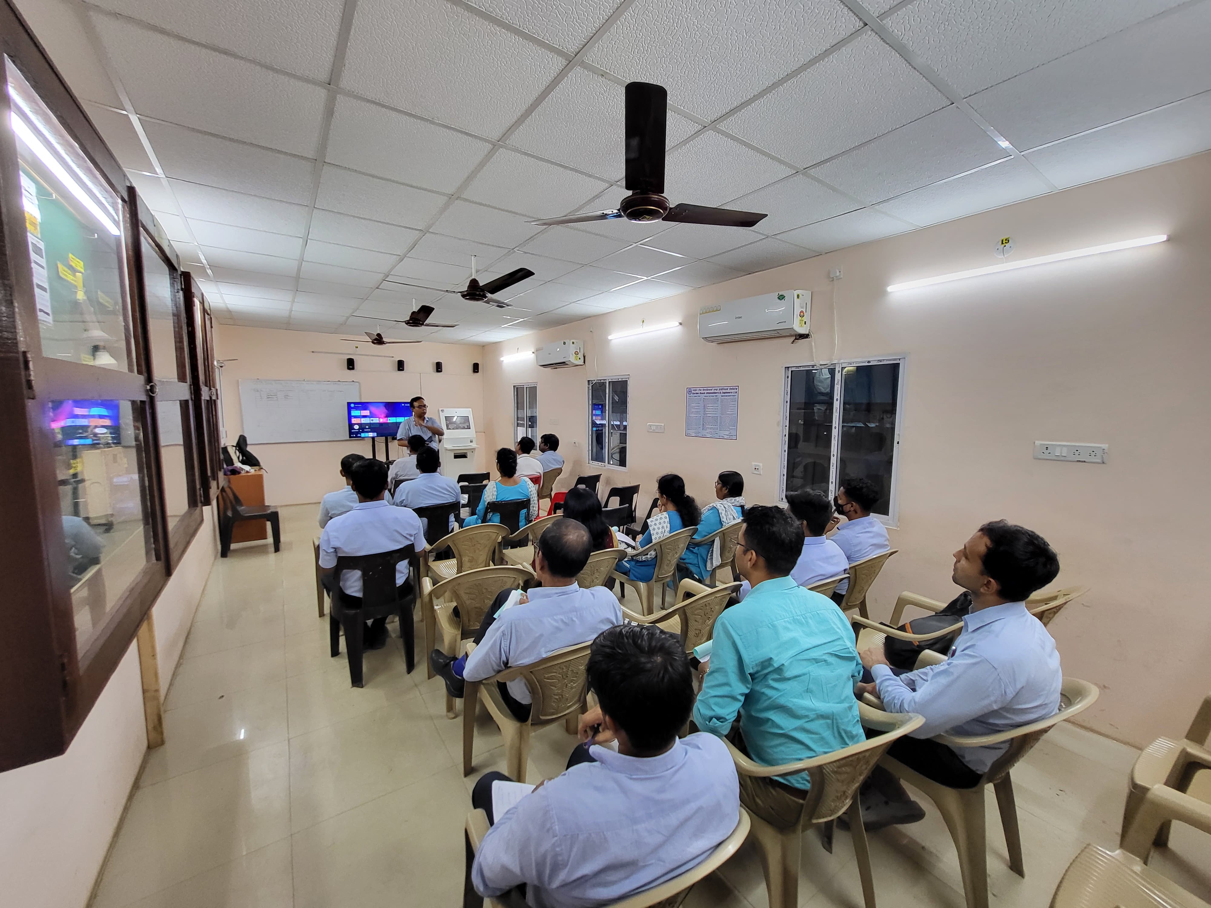 SAFETY (REFRESHER) TRAINING FOR EMPLOYEES - Thumbnail